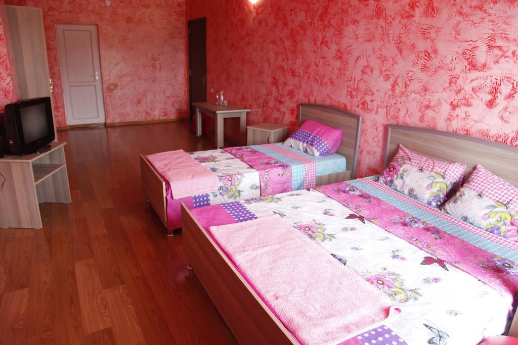M-Palace Hotel Батуми Стая снимка