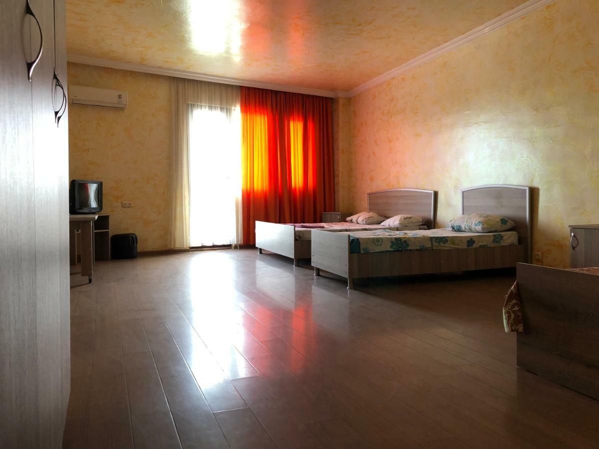 M-Palace Hotel Батуми Екстериор снимка