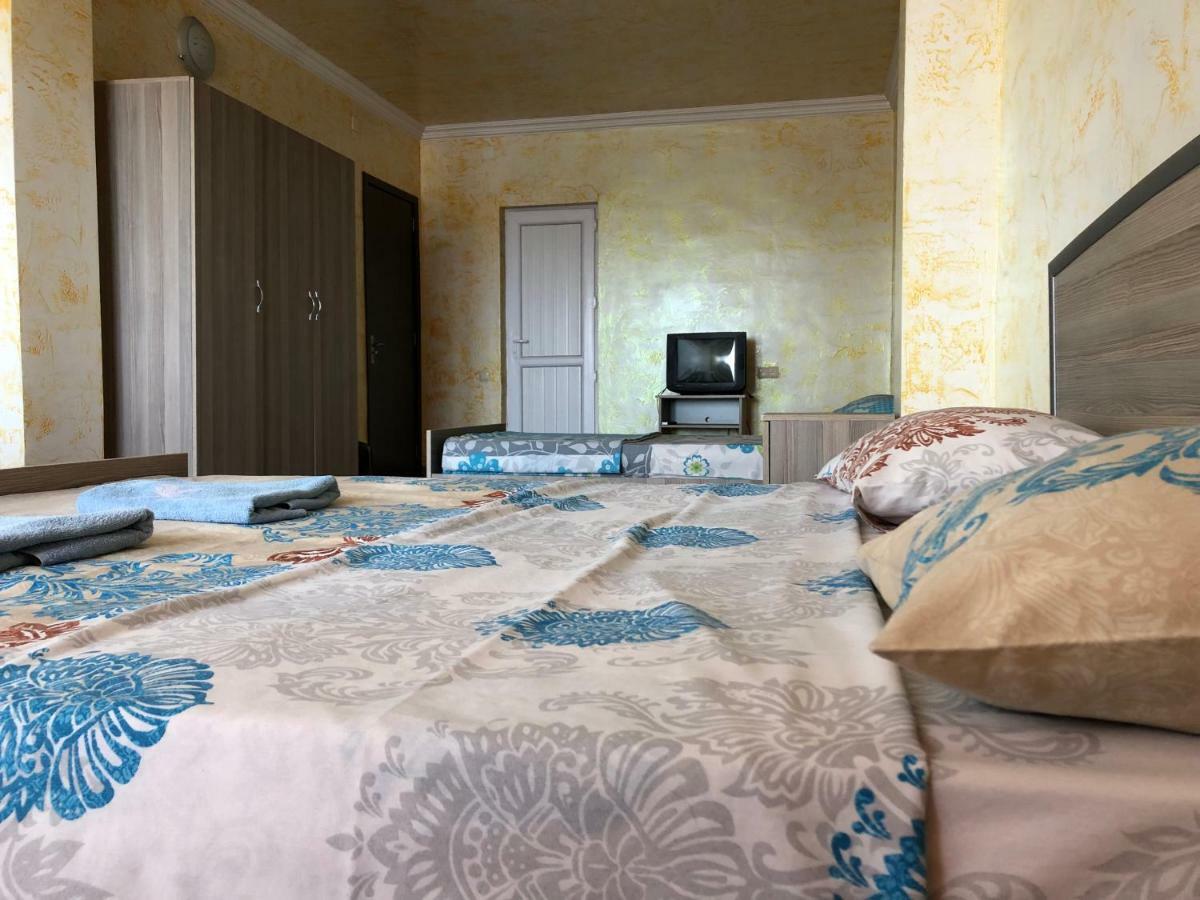 M-Palace Hotel Батуми Екстериор снимка