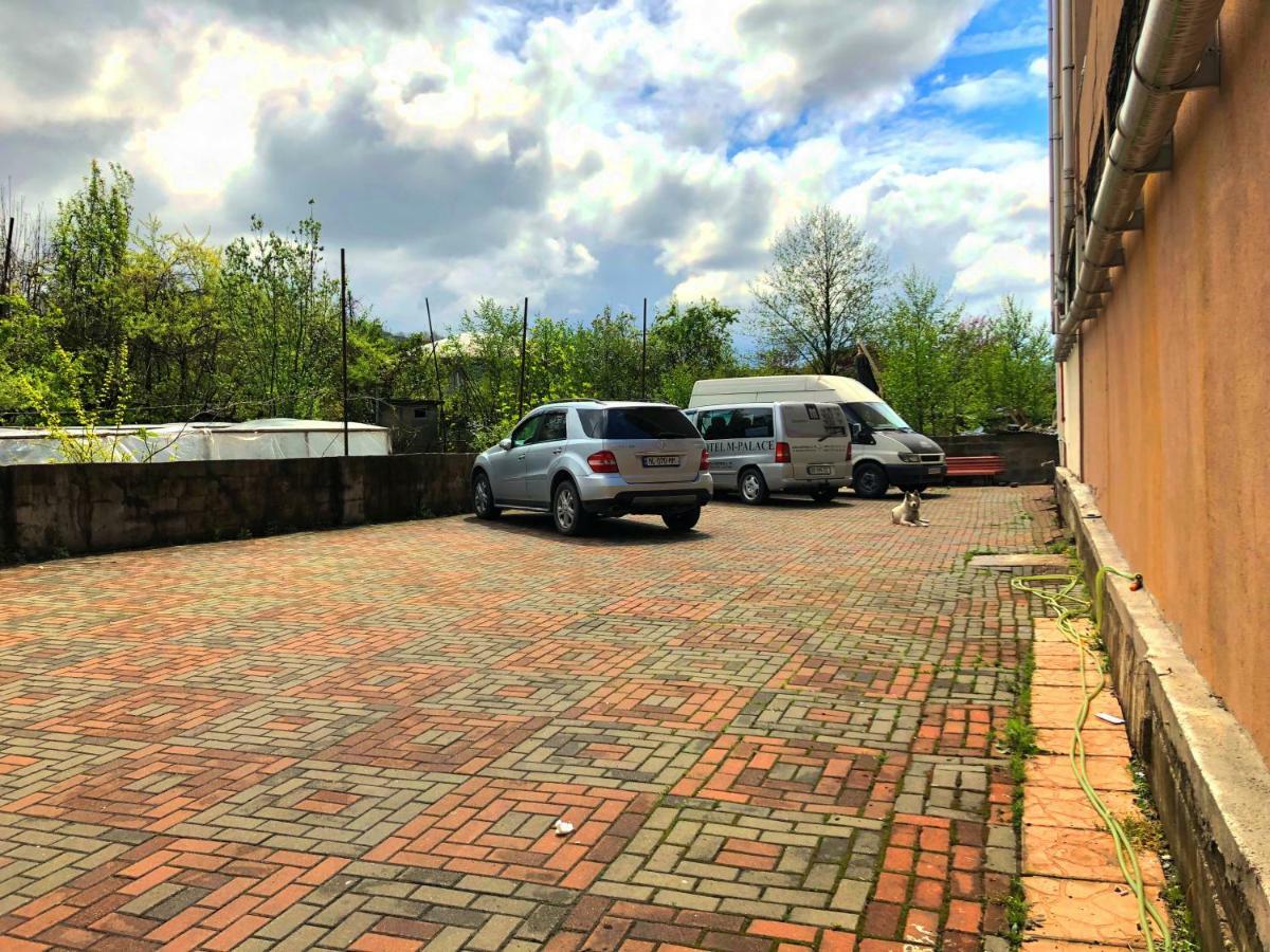M-Palace Hotel Батуми Екстериор снимка